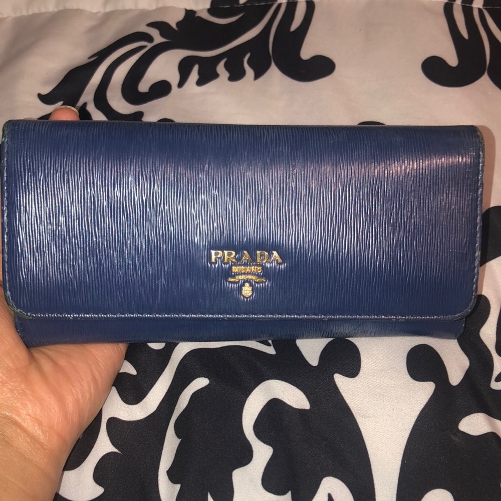 PRADA WALLET